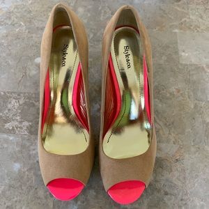 Style & Co Peep Toe Tan Suede